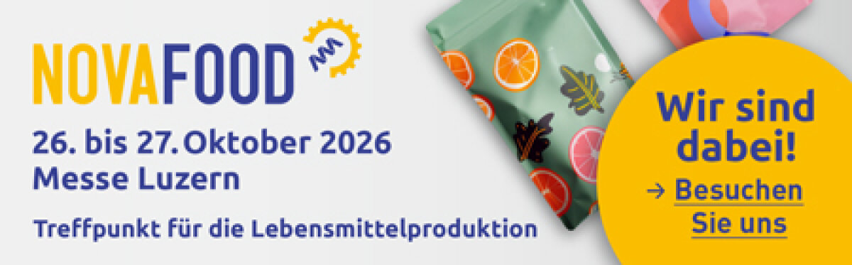 Banner für die NOVAFOOD-Veranstaltung vom 26. bis 27. Oktober 2026 in der Messe Luzern mit farbenfrohen Lebensmittelverpackungen und dem Text: „Wir sind dabei! → Besuchen Sie uns. Treffpunkt für die Lebensmittelproduktion.“.